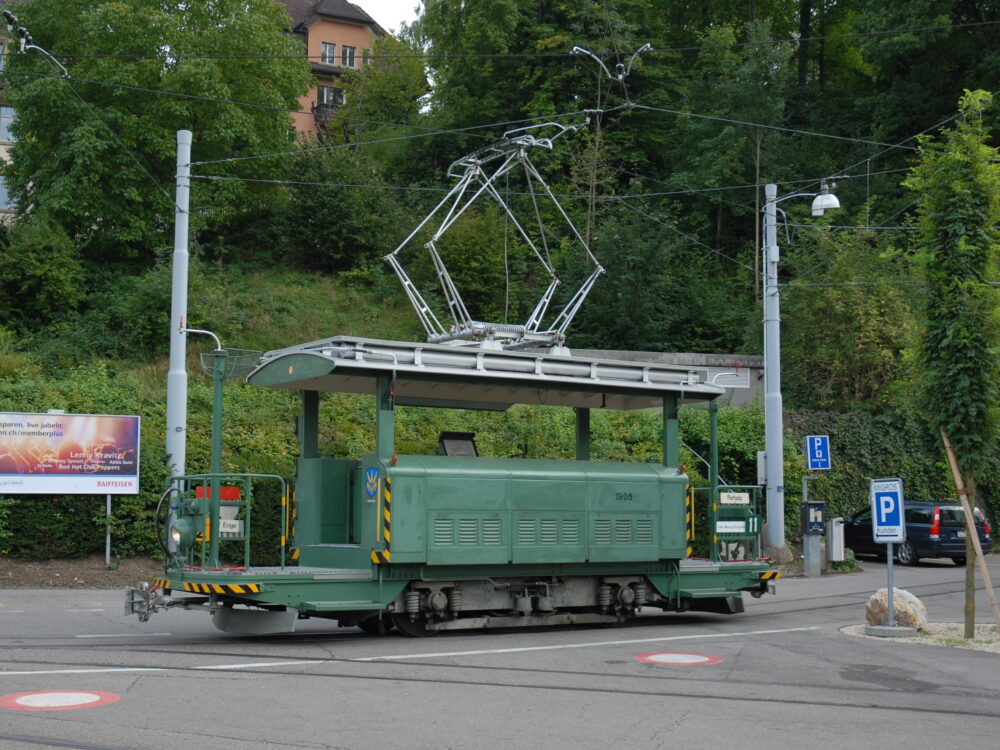 img.alt ?? 'Tram Museum Zürich