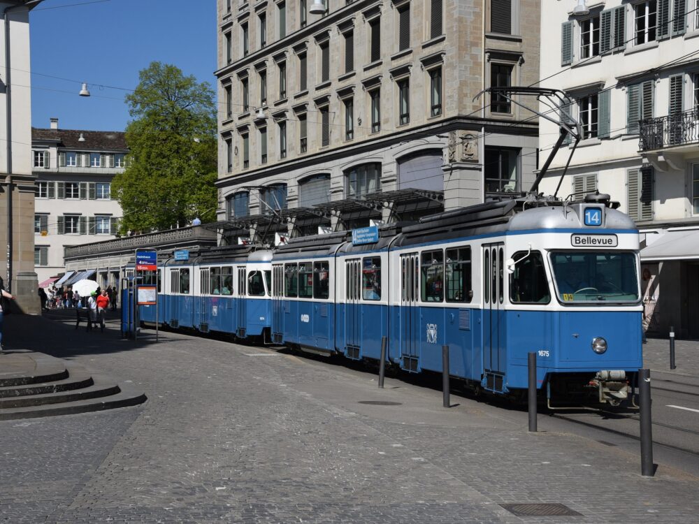 img.alt ?? 'Tram Museum Zürich